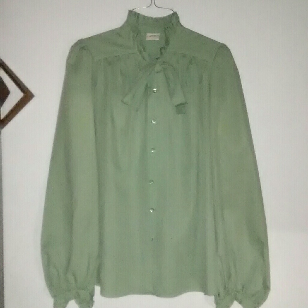JH Collectables silk blouse